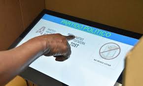 Voto automatizado vuelve al debate y genera rechazo político