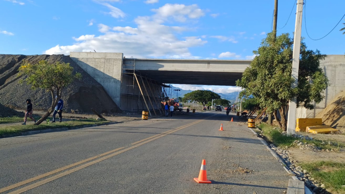 Circunvalación de Baní a punto de ser entregada