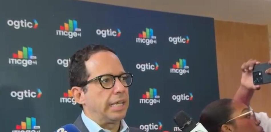 Freund: Instituciones públicas completarán horario escalonado la próxima semana