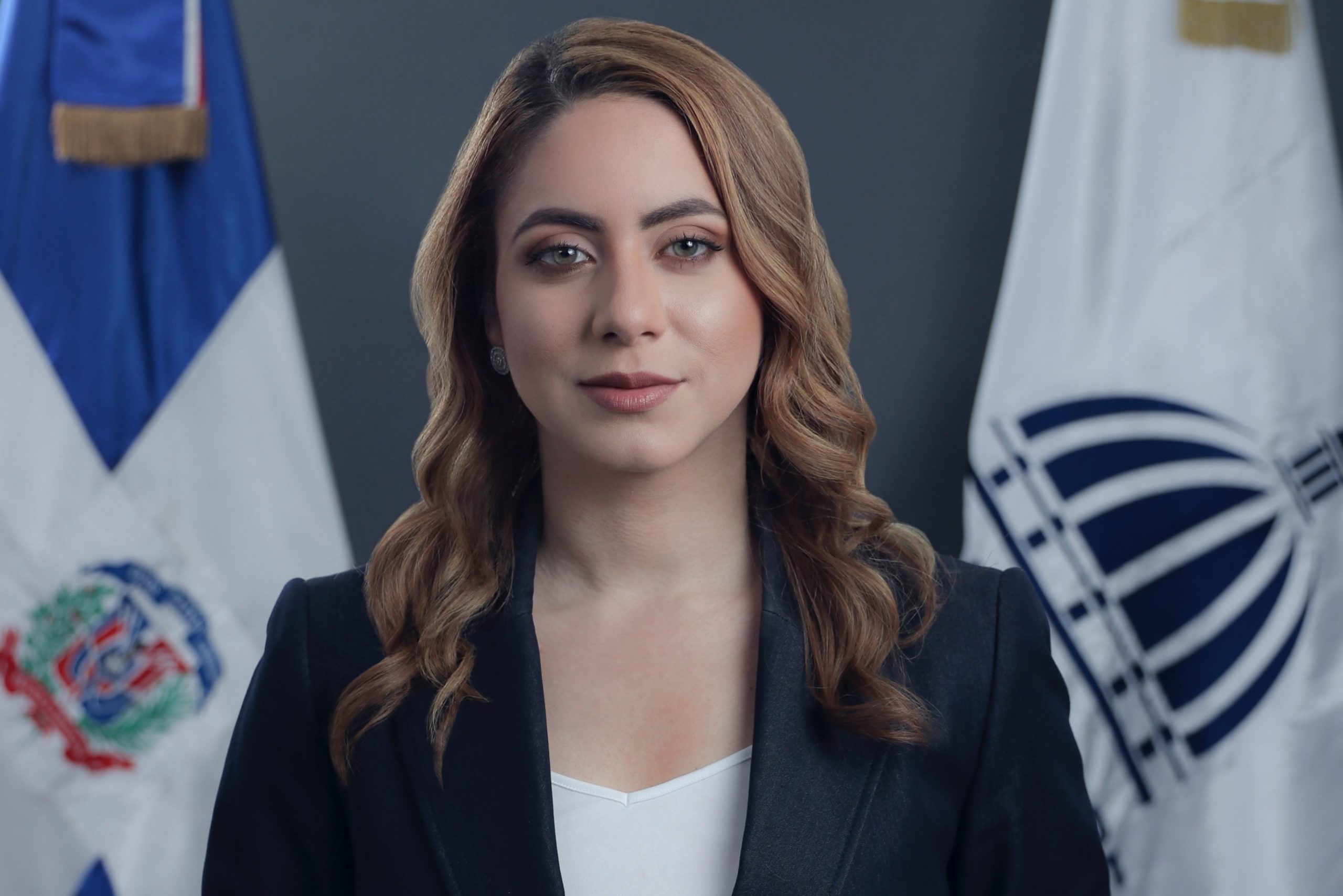 Gloria Reyes lidera integración de Supérate y ADESS