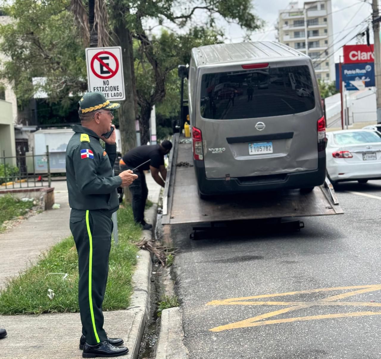 DIGESETT arranca operativo contra parqueos indebidos en el Gran Santo Domingo