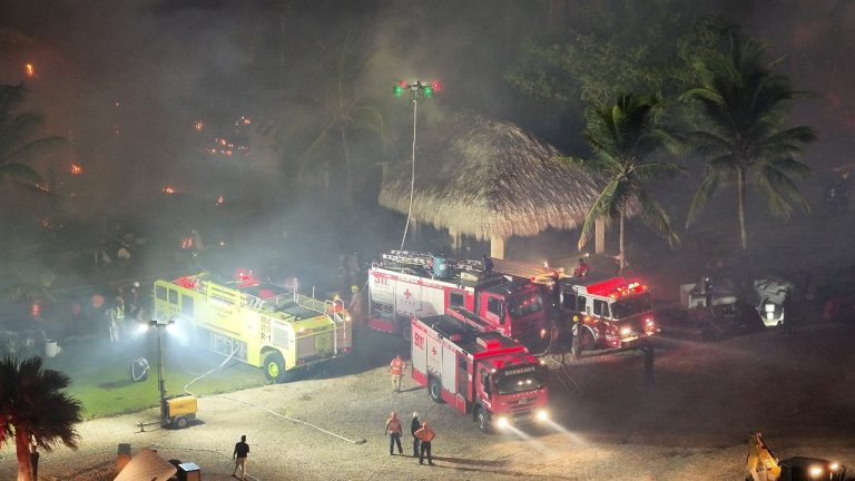 Incendio en Villas Caletón es sofocado sin víctimas tras amplio operativo