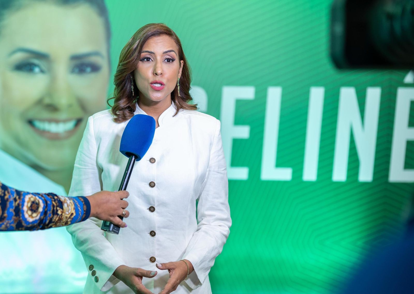 Diputada Selineé Méndez estalla contra la “mafia digital” y denuncia extorsiones millonarias por publicaciones sobre su vida privada