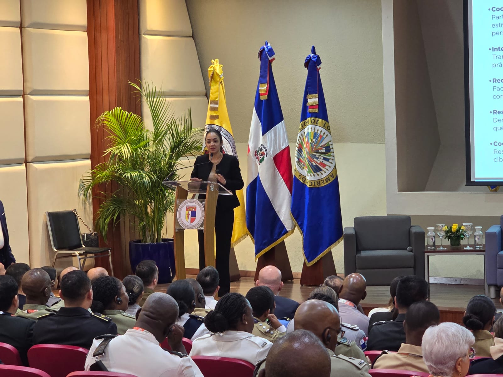 Foro internacional analiza modelo educativo para la nueva Policía