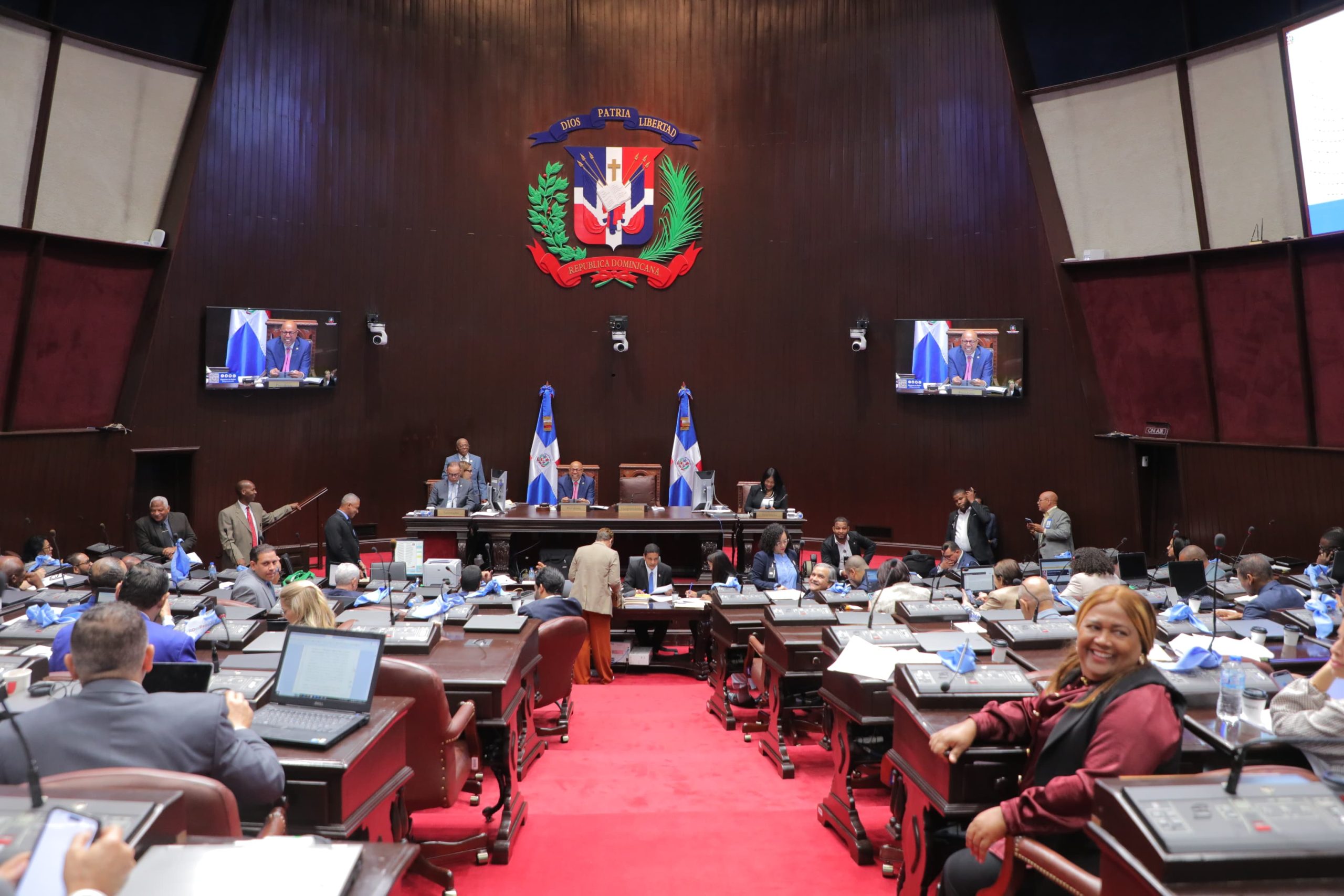 Diputados aprueban ley que moderniza el sistema de alquileres en RD