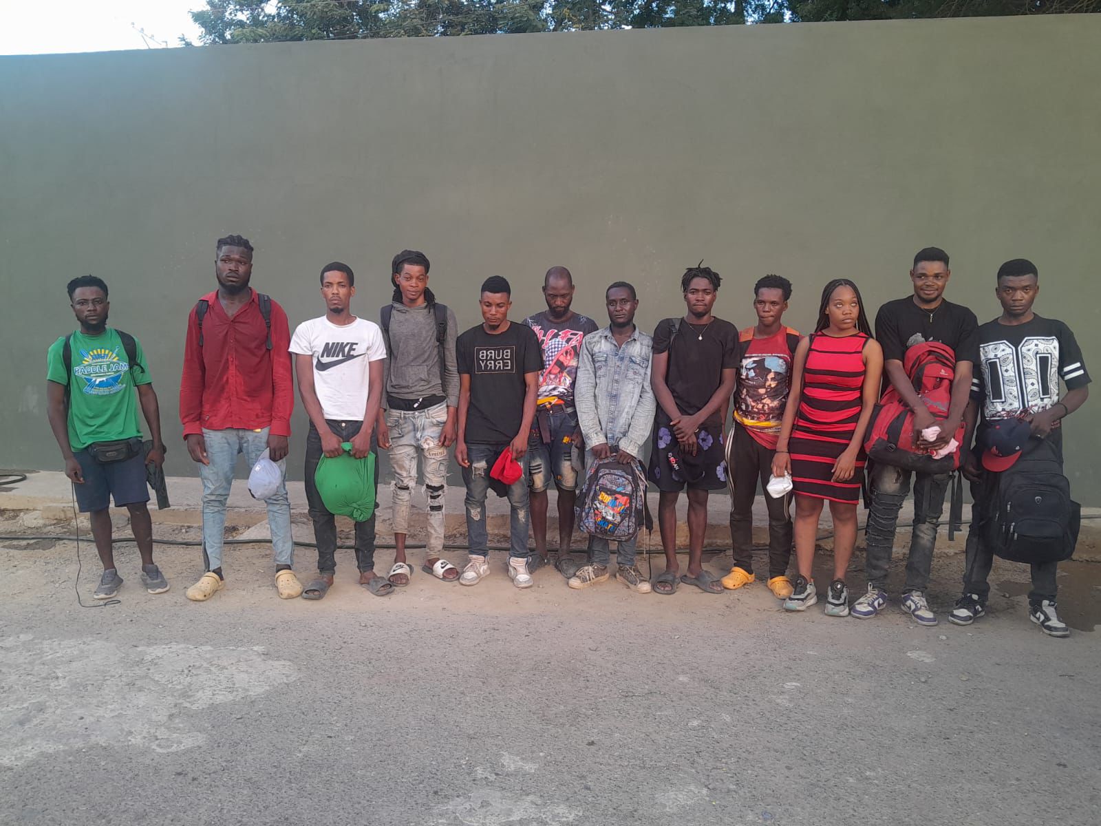 Ejército Dominicano detiene a 21 haitianos indocumentados en Dajabón y Valverde