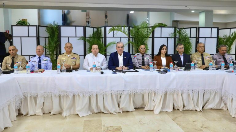 Abinader da seguimiento al Plan de Seguridad Ciudadana