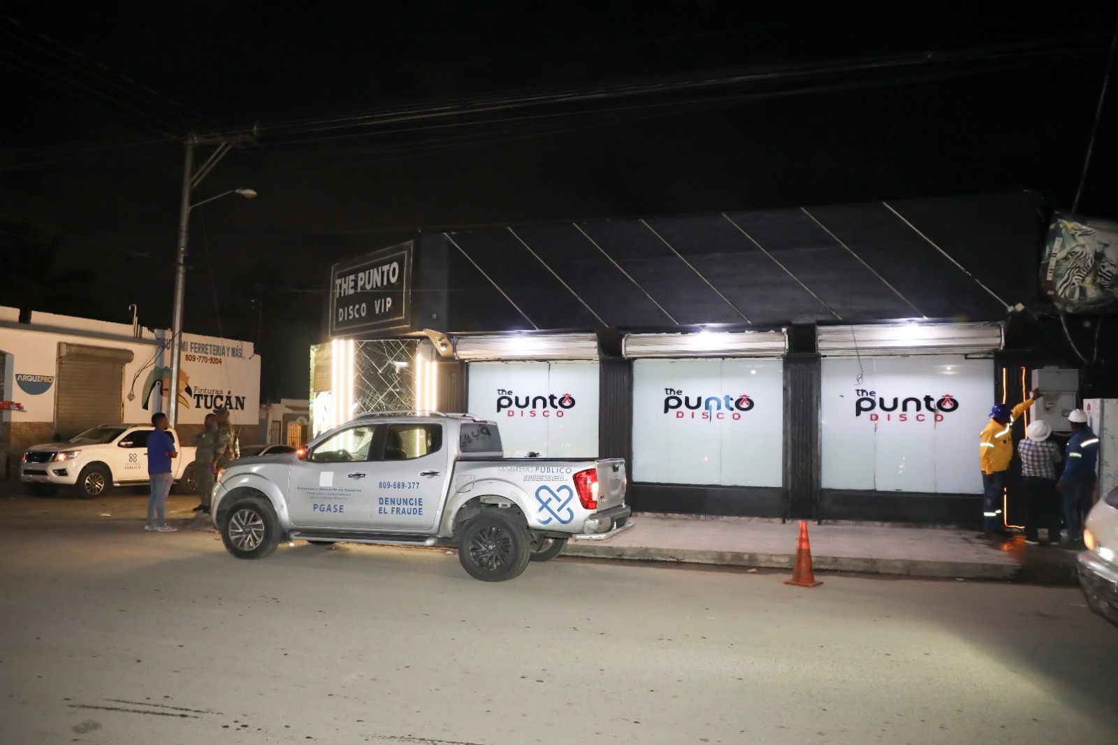 Desmantelan fraudes eléctricos en negocios de Santo Domingo Este