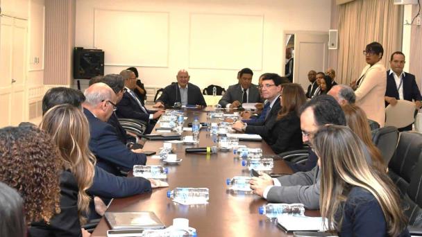 Empresariado rechaza reforma laboral aprobada por el Senado