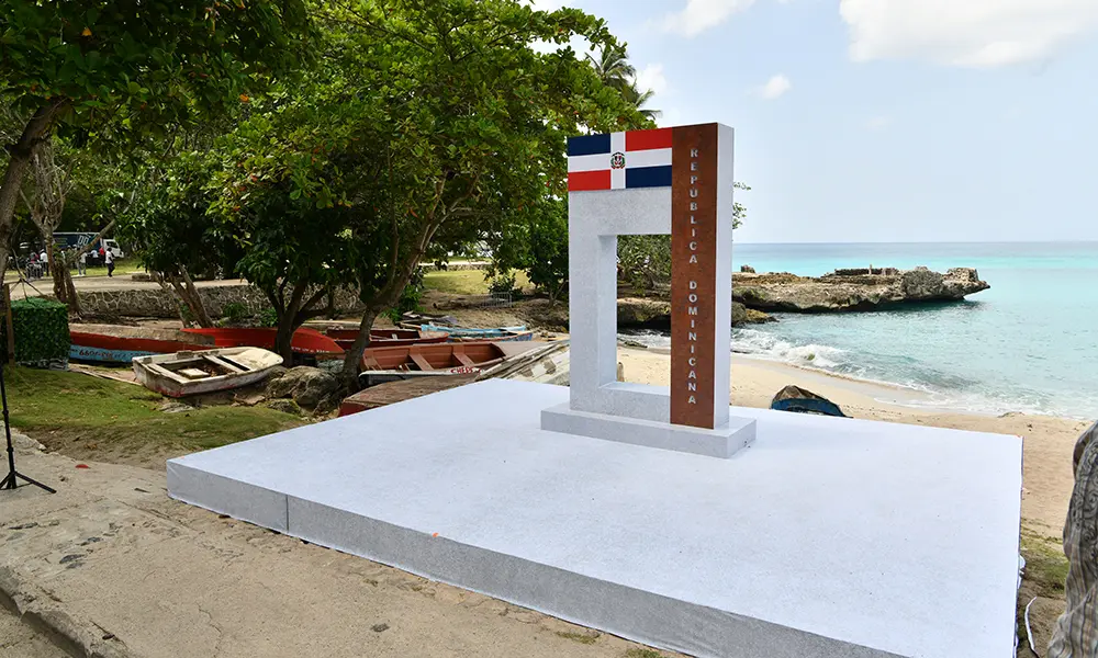 Turismo garantiza protección de patrimonio en La Caleta durante remozamiento