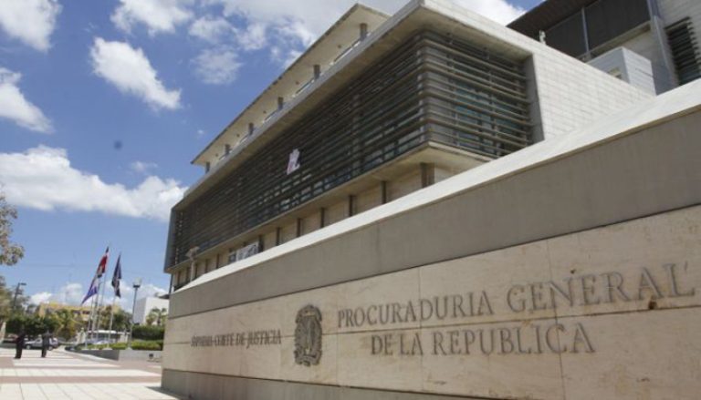 Procuraduría y Defensa Pública consensúan criterios sobre acuerdos penales