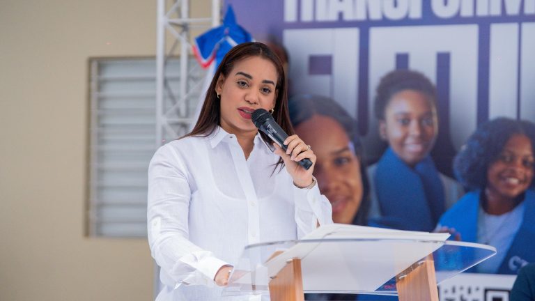 Betty Gerónimo destaca aporte de CTC en formación juvenil