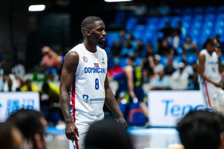 Dominicana vence a Argentina y avanza en la Copa América