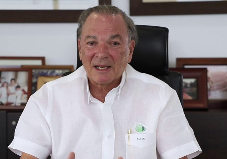 Frank Rainieri alerta que el sargazo afecta más del 60 % de las habitaciones hoteleras