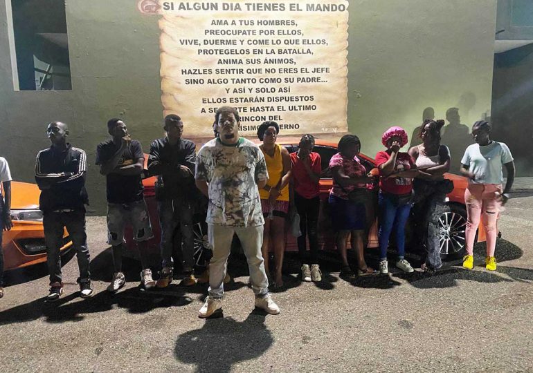 Ejército RD intercepta 34 haitianos indocumentados en Mao, Valverde