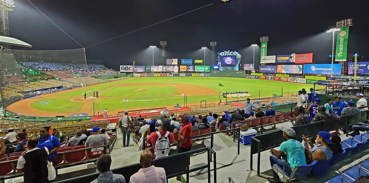 LIDOM Presenta Informe Clave para Nuevo Estadio de Béisbol