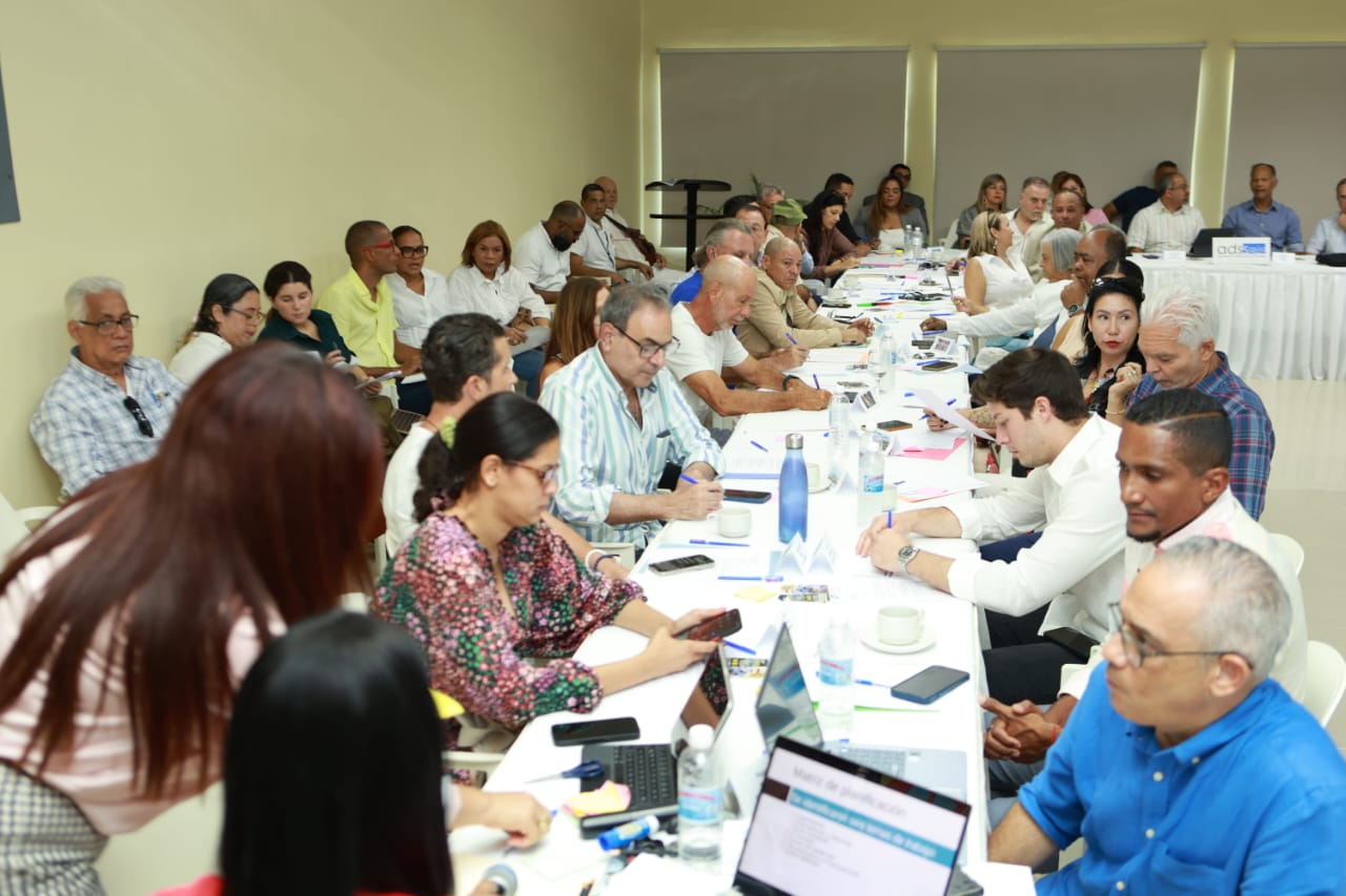 Sosúa inicia gran alianza para su renacer turístico y social