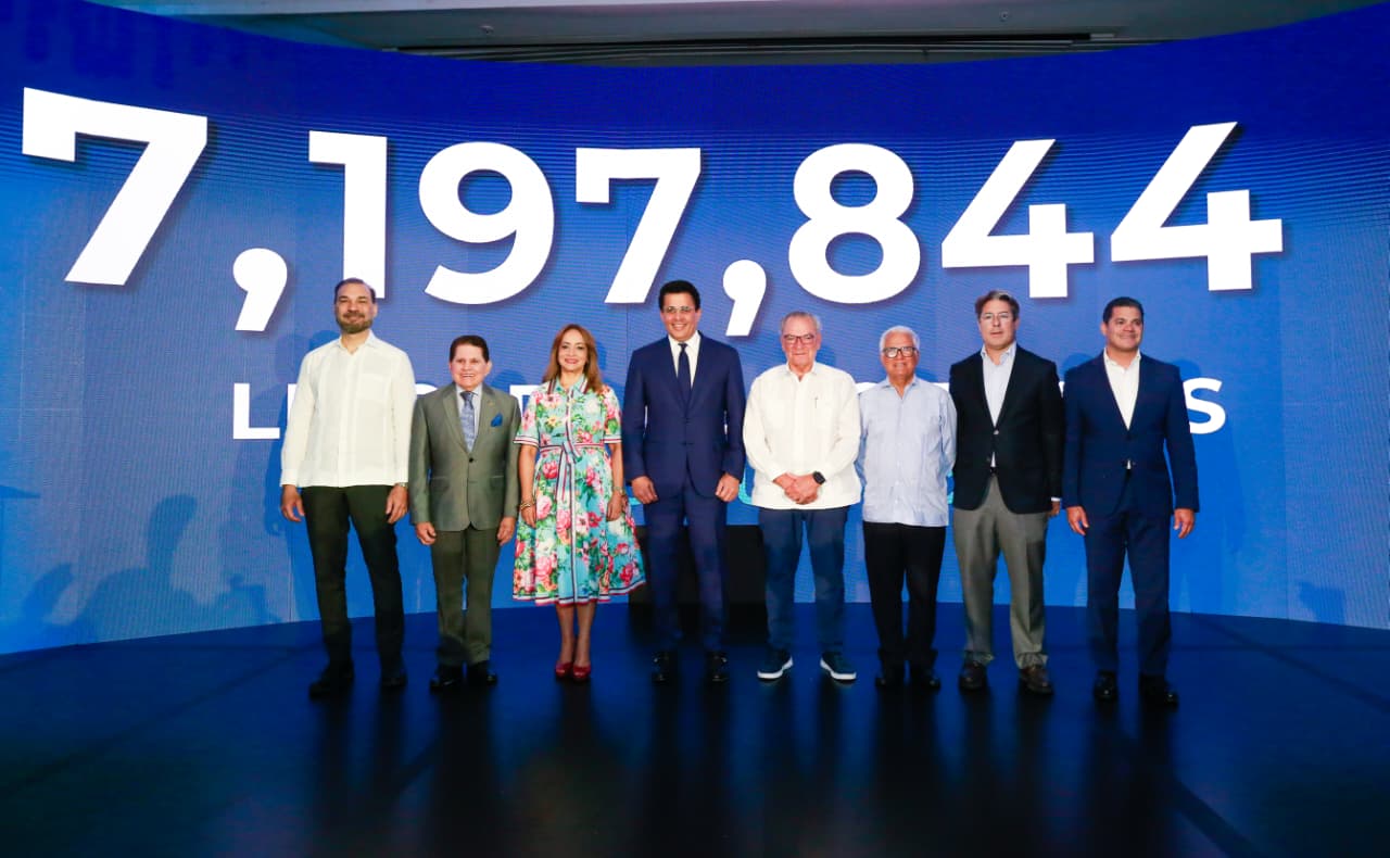 Turismo dominicano alcanza cifra récord con más de 7.1 millones de visitantes