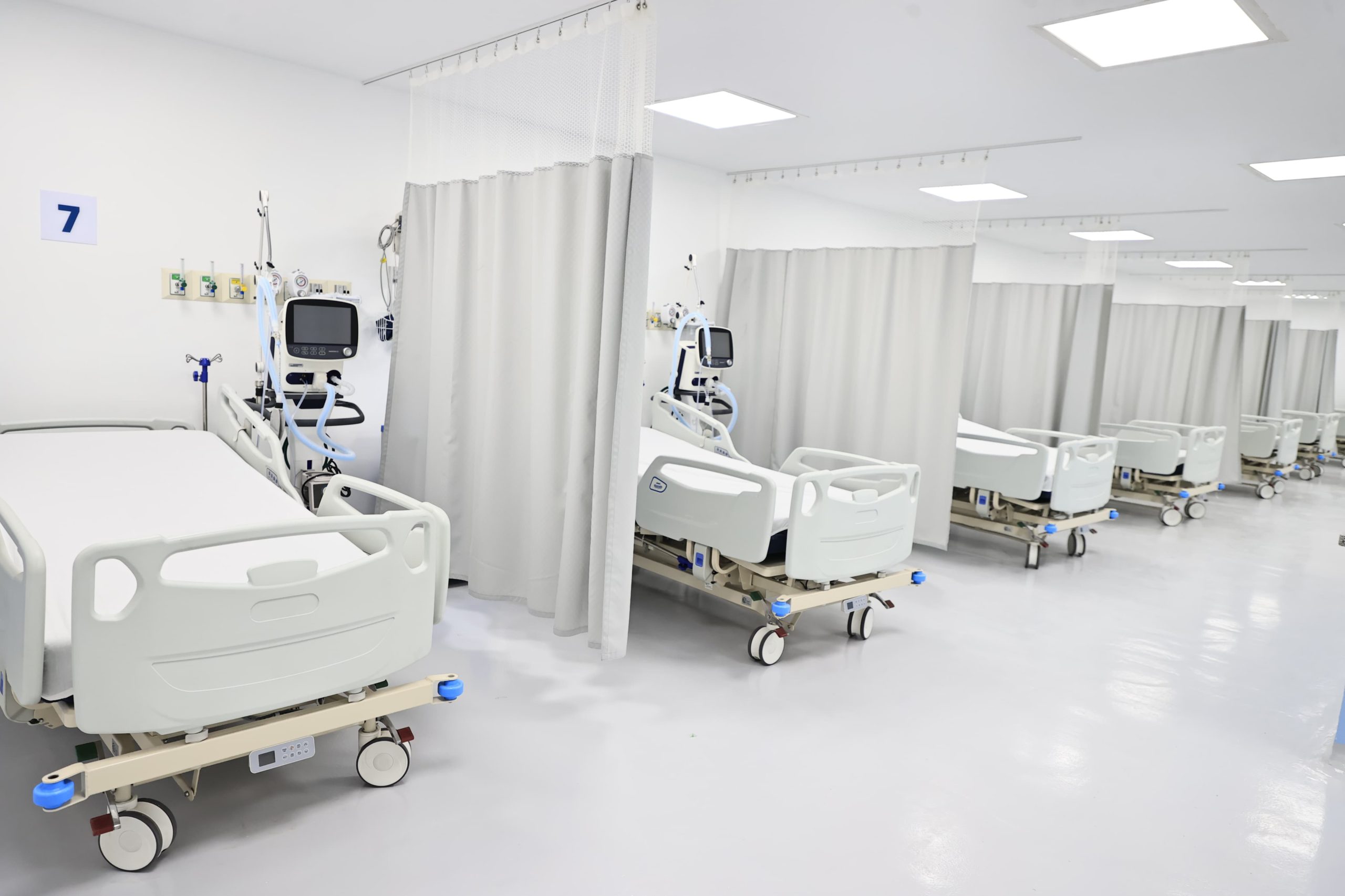 Hospital Materno Infantil amplía UCI pediátrica con 18 nuevas camas