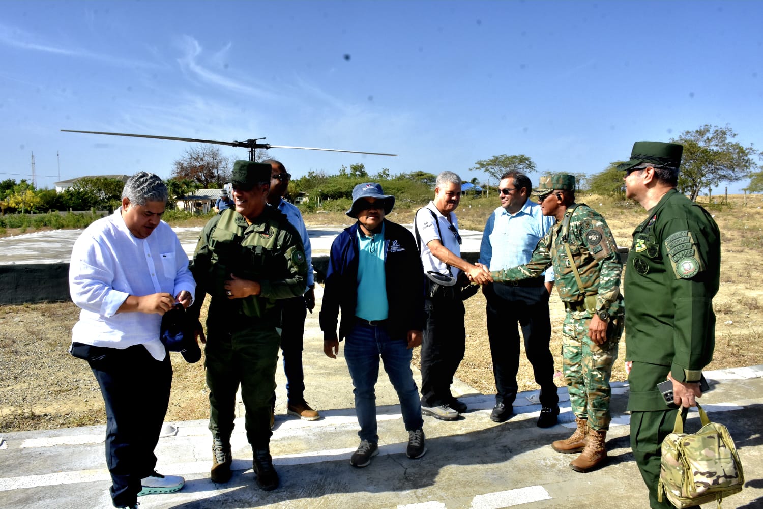 Visita interinstitucional evalúa impacto ambiental en río Yaque del Norte