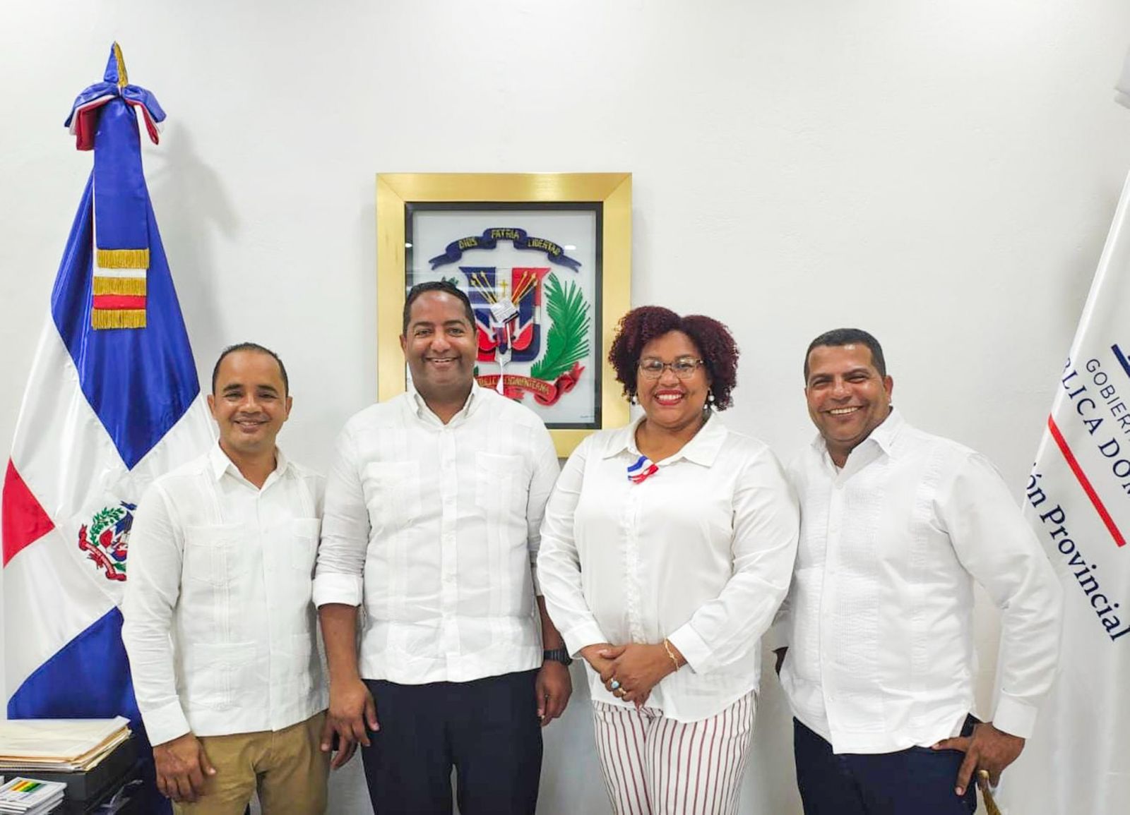 CONADIS y autoridades de Pedernales coordinan turismo accesible