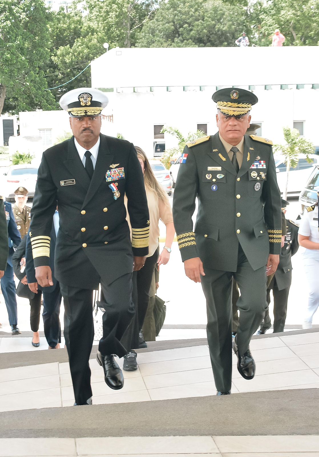 Almirante de EE.UU. fortalece cooperación militar con RD