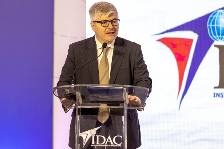 OACI elogia crecimiento “vertiginoso” del transporte aéreo en República Dominicana