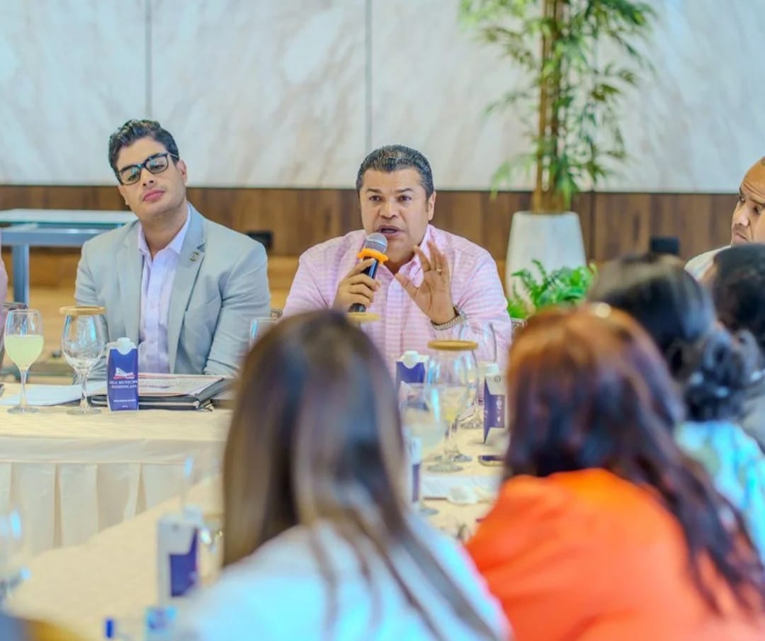 Tobías Crespo propone reducir 75% de las multas de tránsito y redistribuir recursos