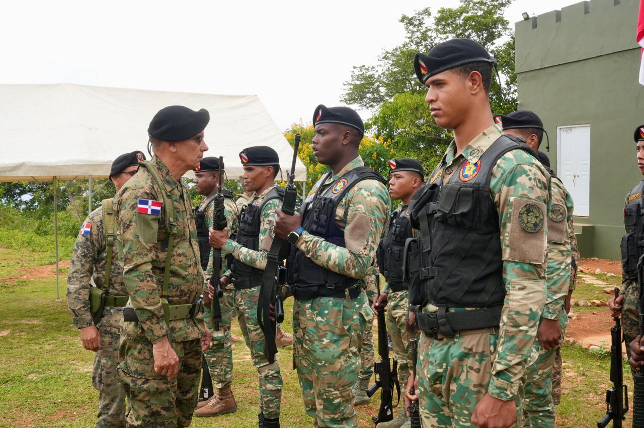 Ejército supervisa patrullaje en frontera sur