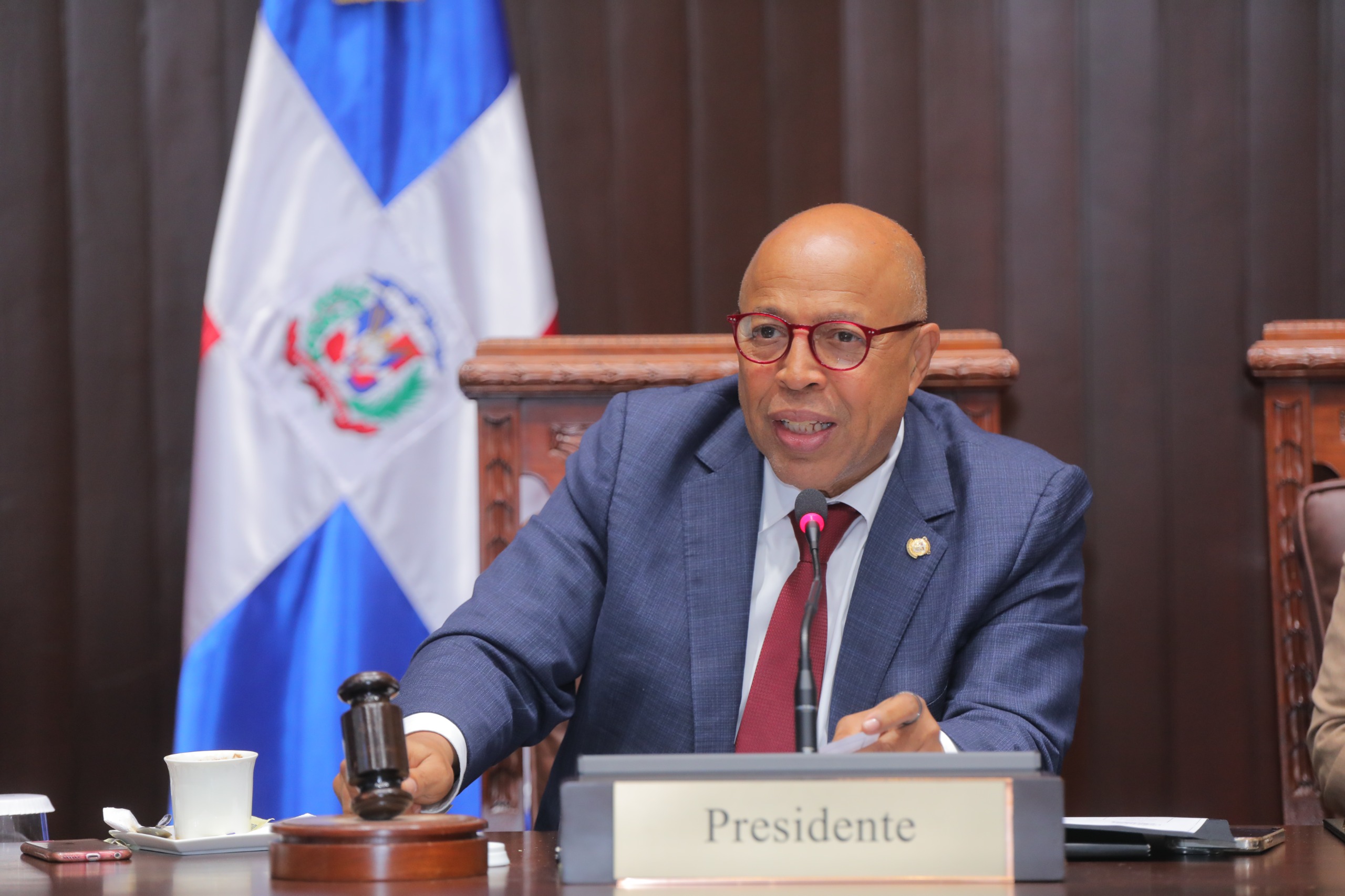 Pacheco asegura aprobación de la cesantía sin cambios en la Cámara de Diputados