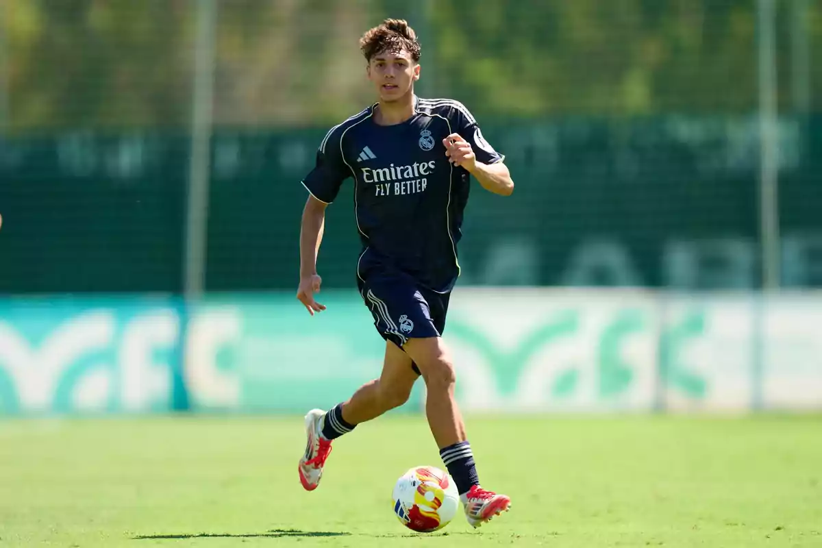 Thiago Pitarch deslumbra en su debut con el primer equipo