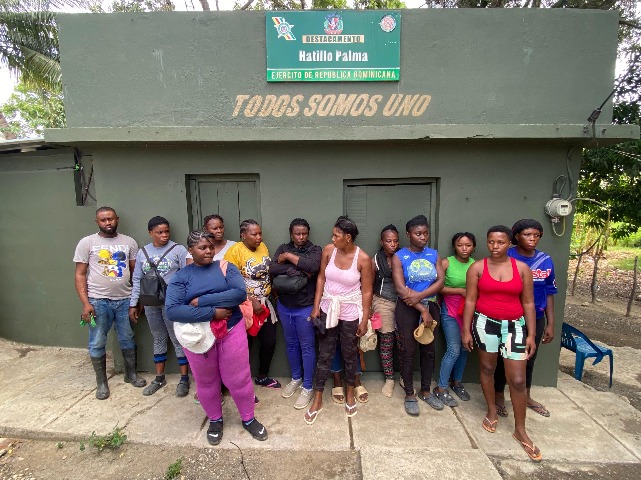 Ejército detiene a 51 haitianos en operativos fronterizos