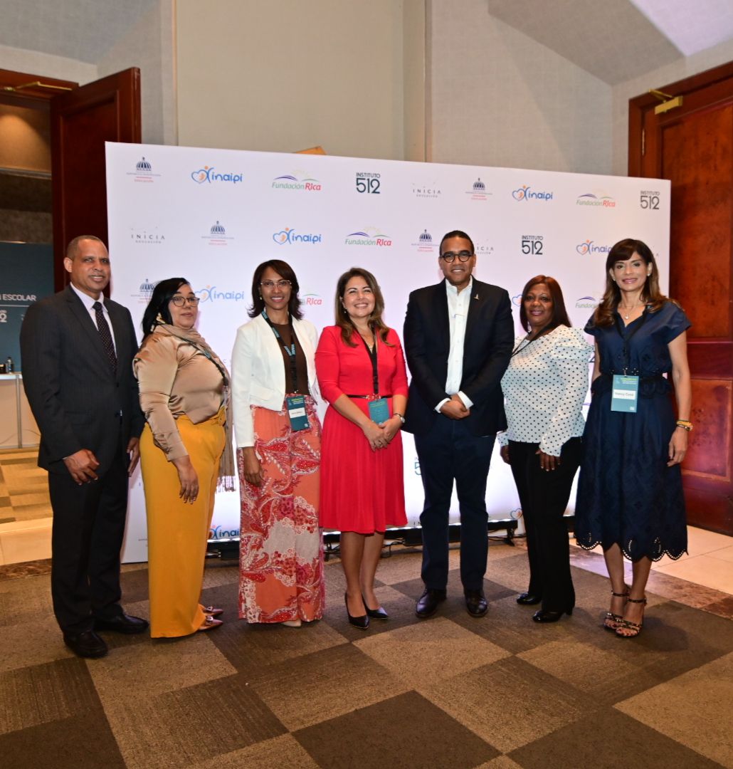 Instituto 512 realiza seminario para transformar la gestión escolar