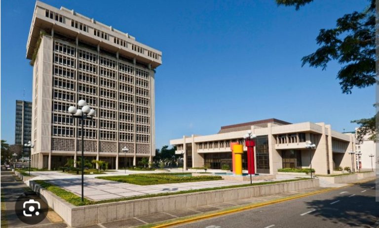 BCRD prepara medidas para frenar alza del dólar en el mercado local