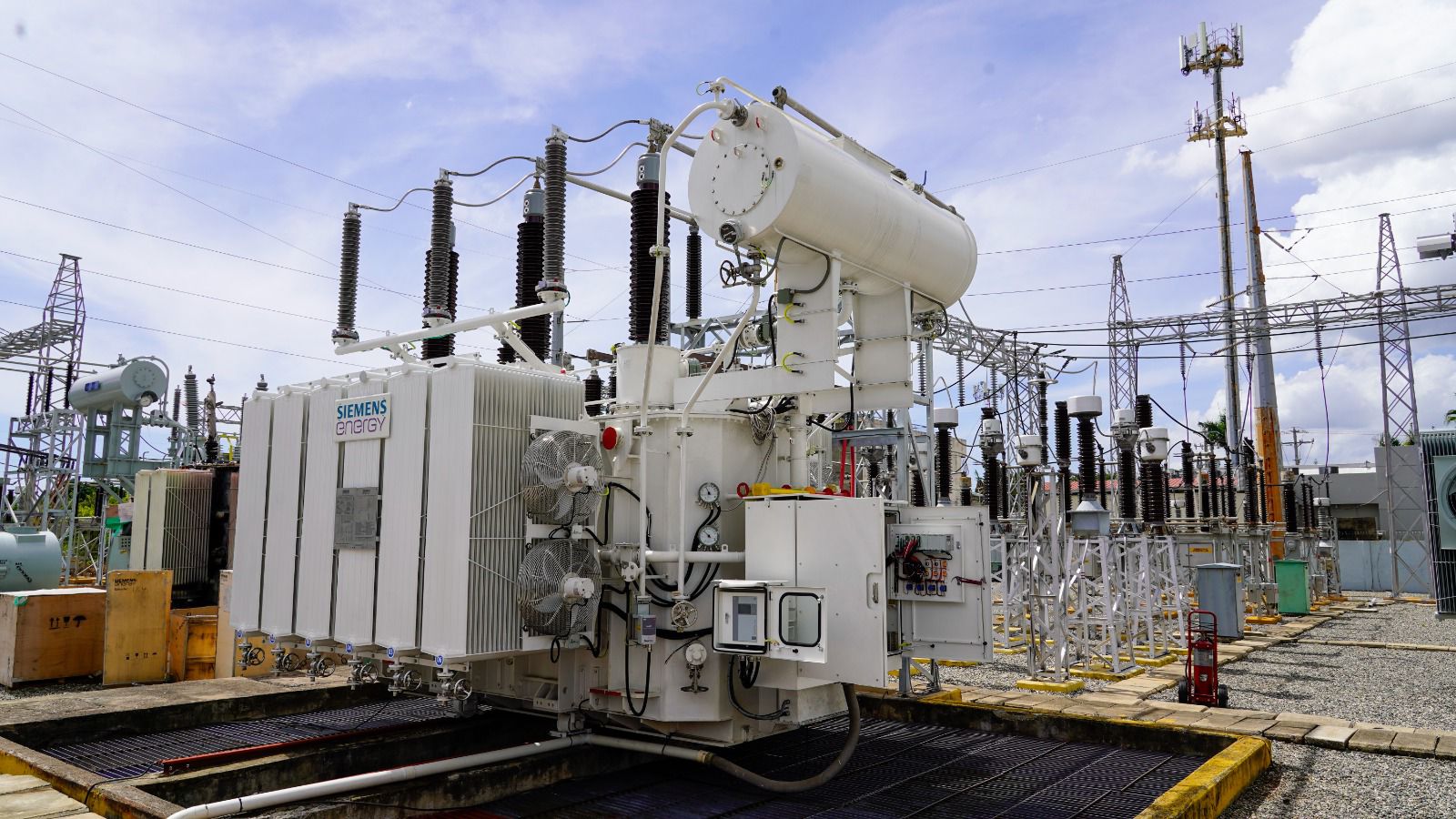 Edesur proyecta nuevo transformador para aliviar sobrecarga eléctrica