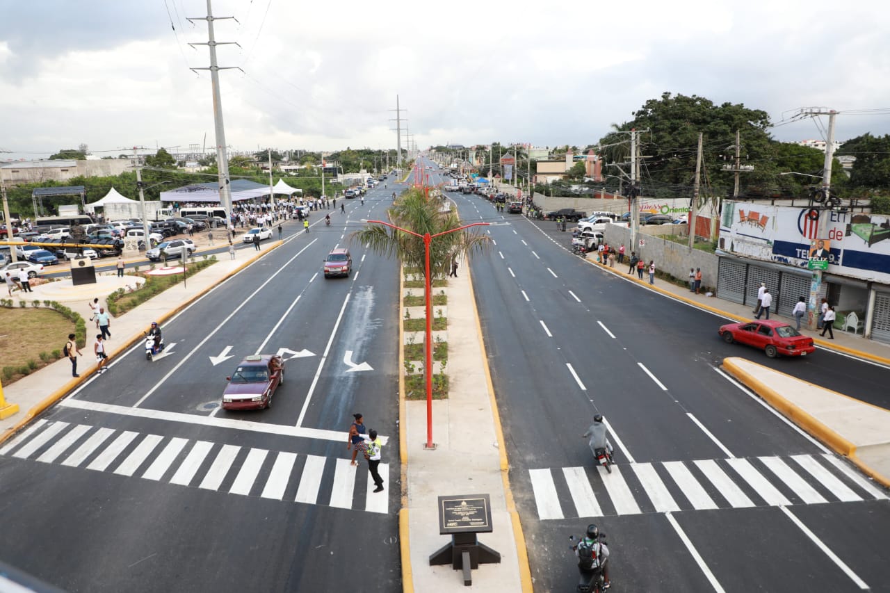 Santo Domingo encabeza las inversiones públicas con más de 300 obras