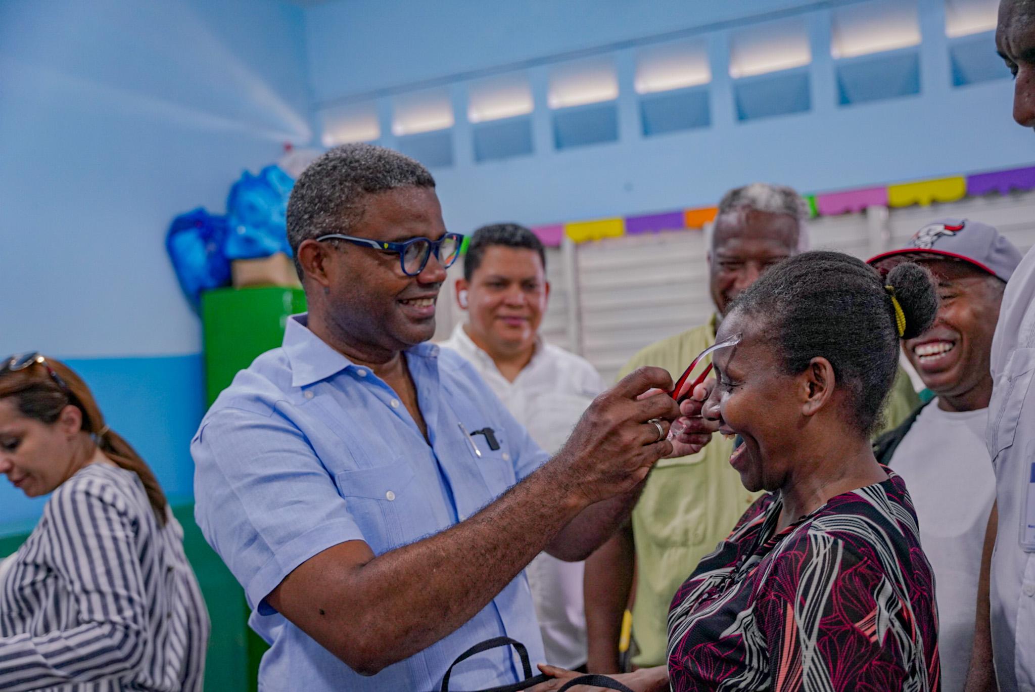 Propeep impacta comunidades del Gran Santo Domingo con jornada social