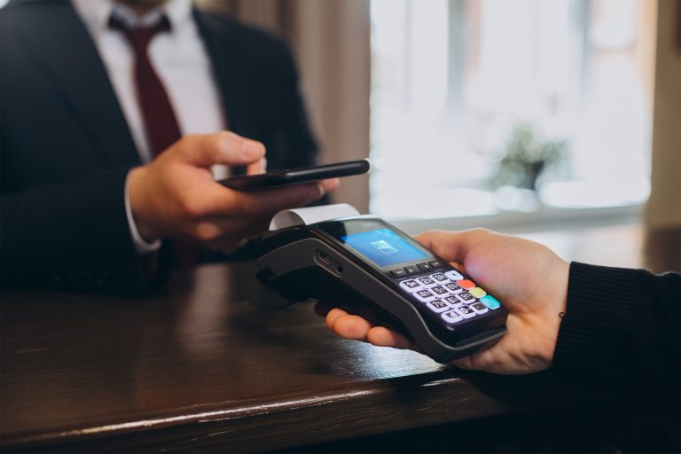 AZUL supera los 1,000 millones de transacciones en su 11° aniversario