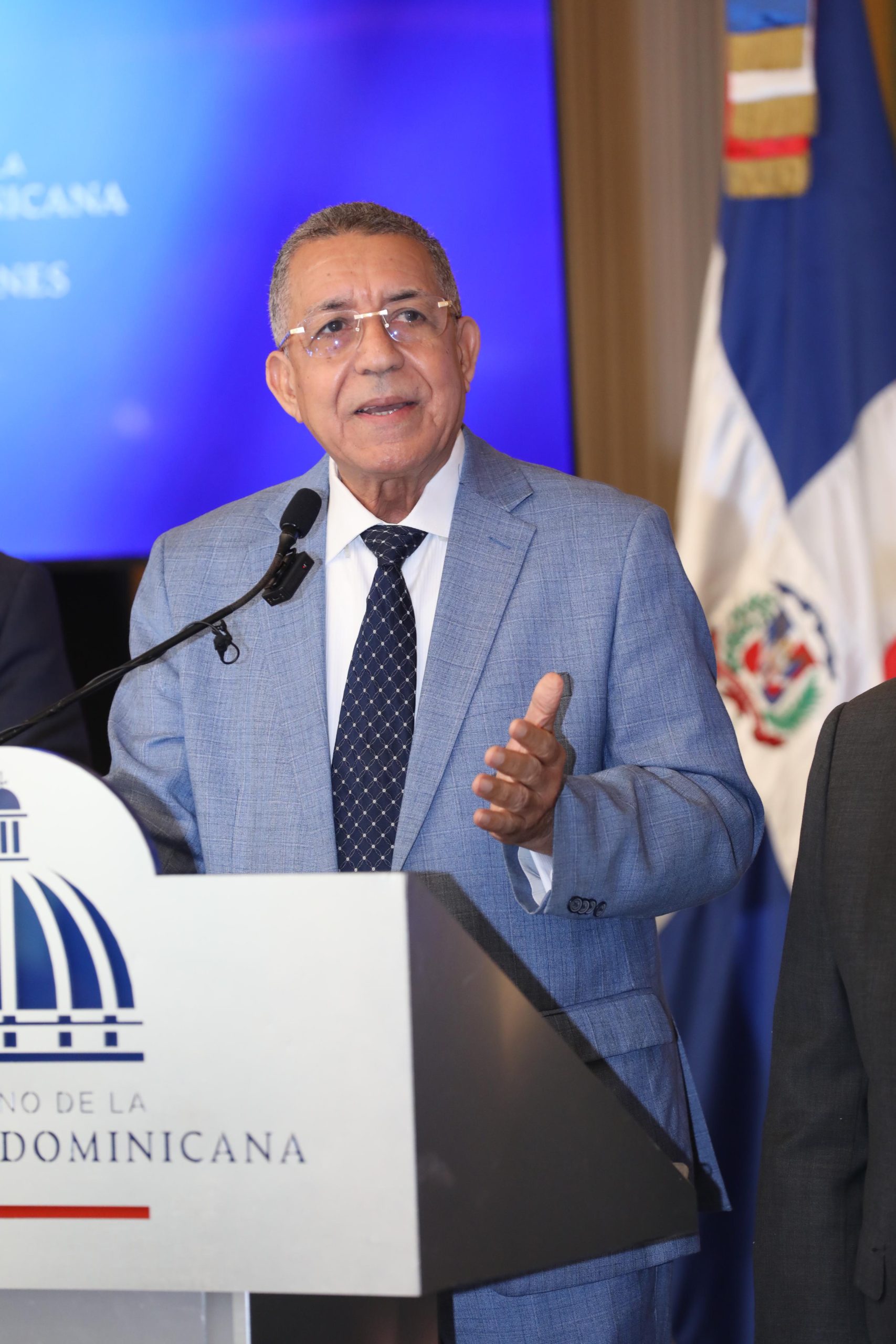 Abinader ordena entregar informe sobre irregularidades en SENASA