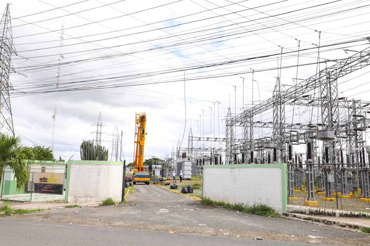 Edeeste trabaja en avería que afecta a Hainamosa y sectores cercanos