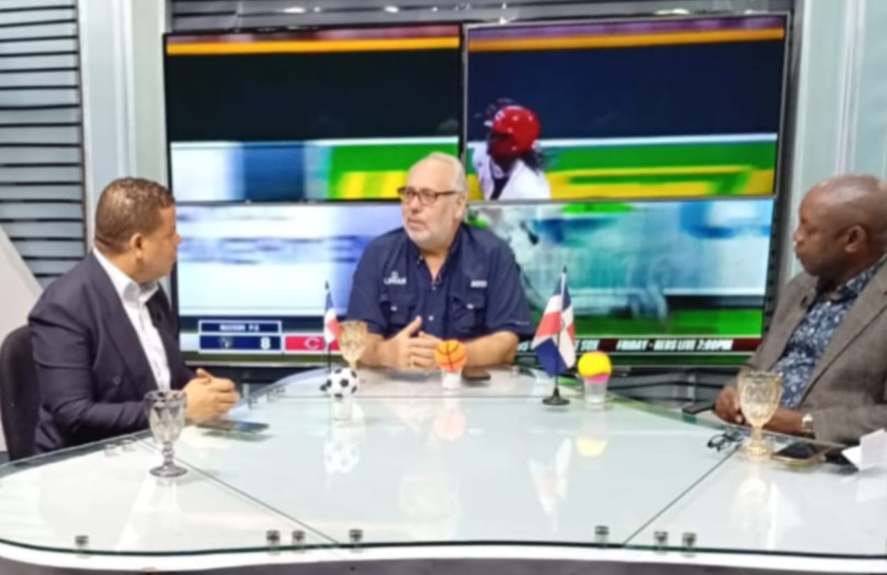 Fernando Ravelo destaca el valor de Franklin Mirabal y la crónica deportiva dominicana