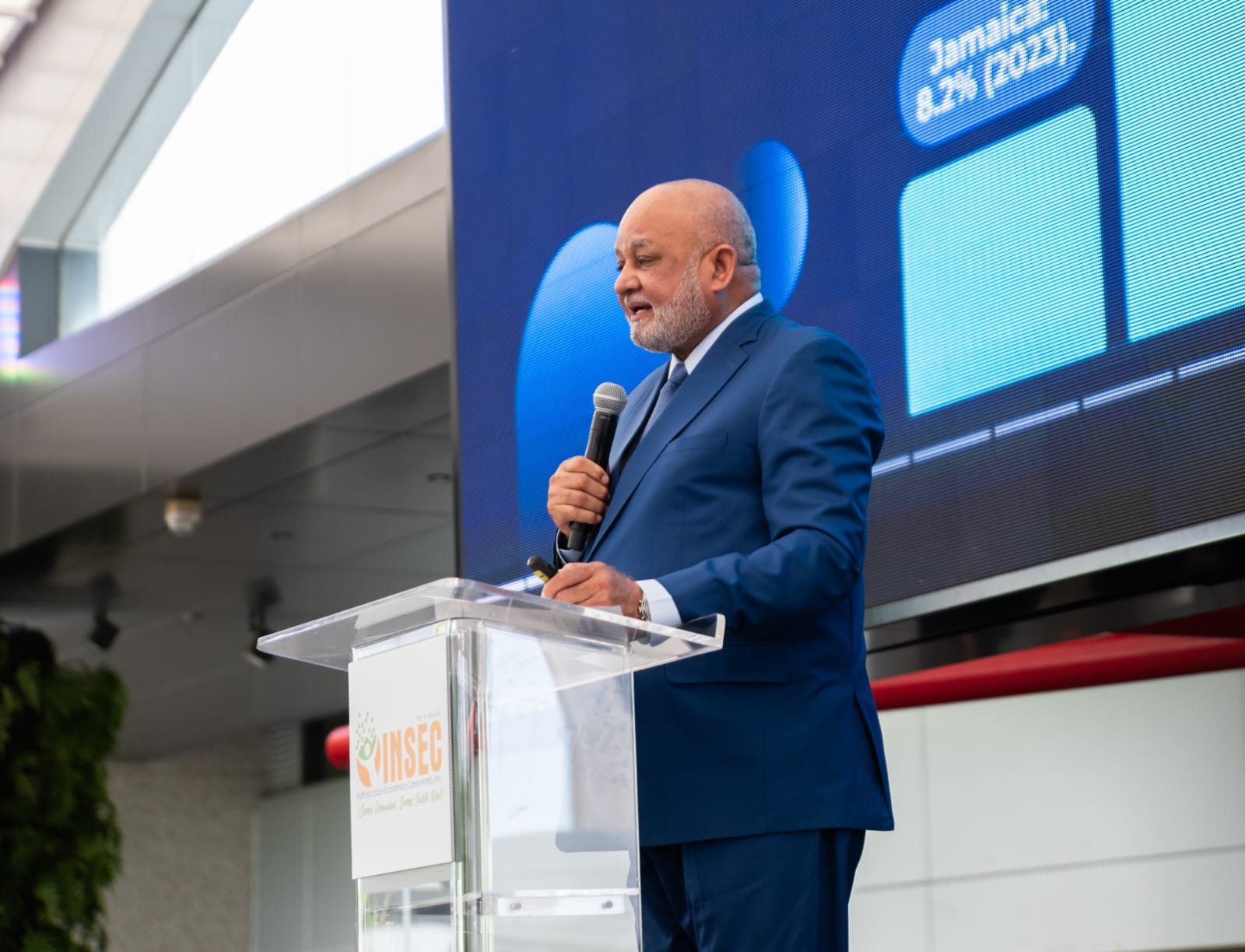 Roberto Fulcar llama a un gran pacto regional contra la pobreza en el Caribe