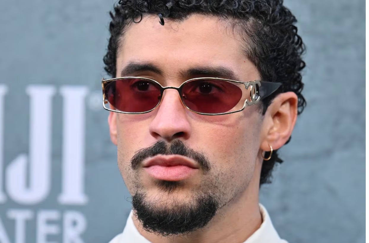 Bad Bunny excluye EE. UU. de su gira 2025-2026 por temor a redadas