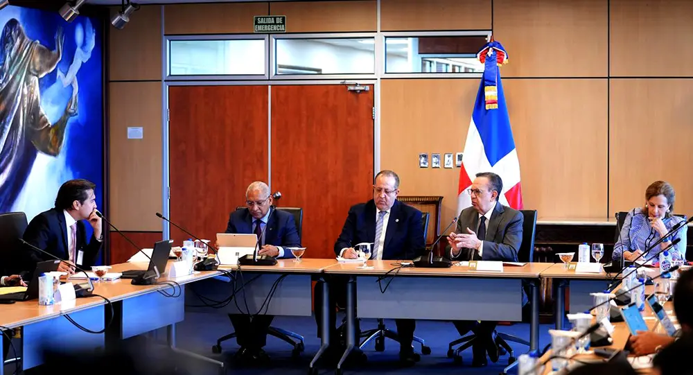 BCRD y Hacienda acuerdan coordinación de políticas económicas