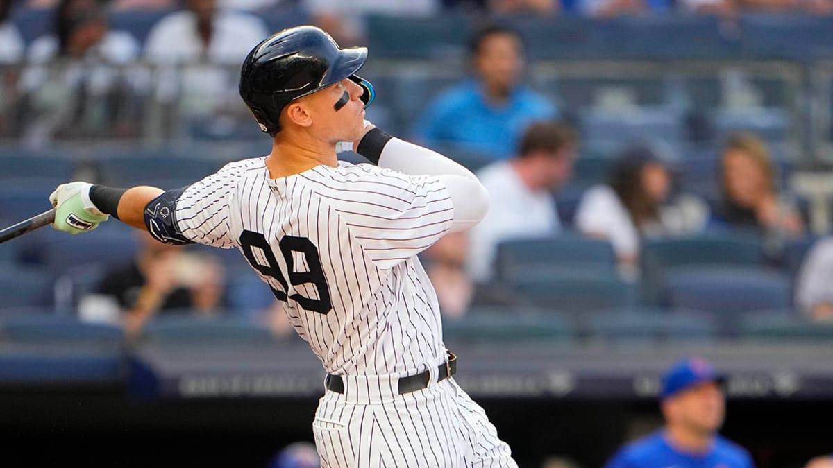 Yankees remontan y evitan barrida ante Azulejos con jonrón de Judge