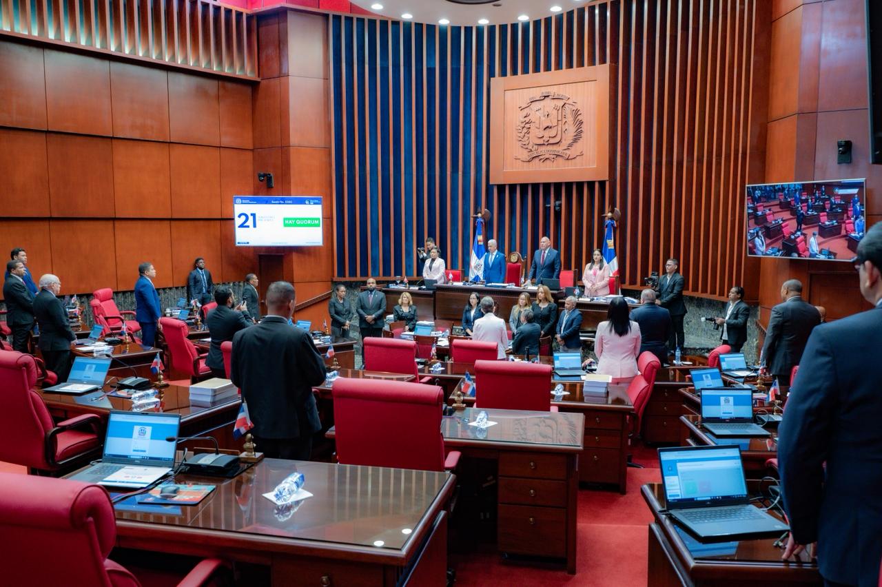 Senado revisa reforma al Código de Trabajo y aprueba nuevas iniciativas