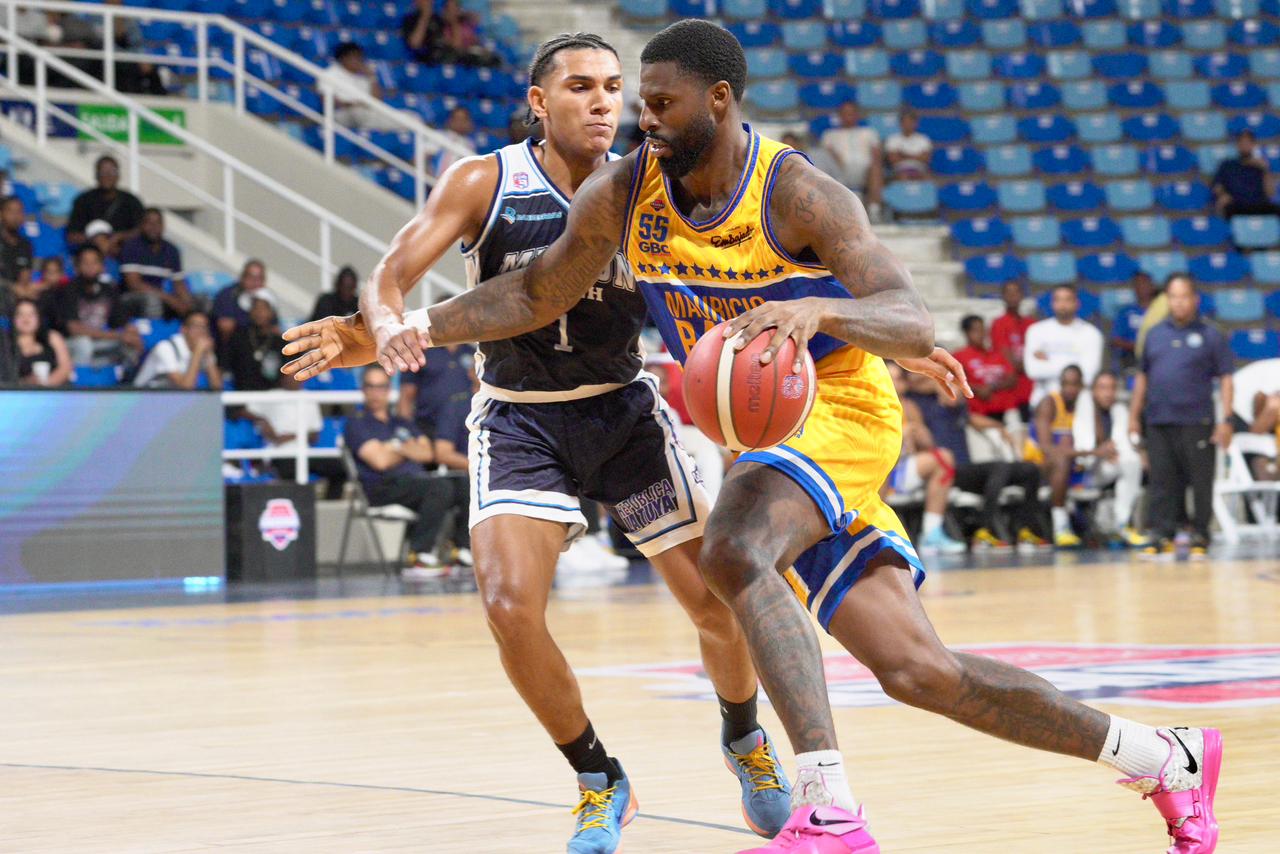 Tony Farmer conduce cuarta victoria de Mauricio Báez y provoca clasificación de San Lázaro en el TBS Distrito 2025