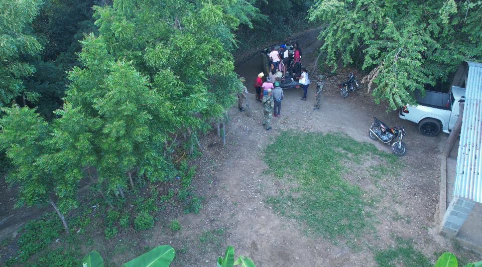 Ejército detiene once haitianos indocumentados en Valverde
