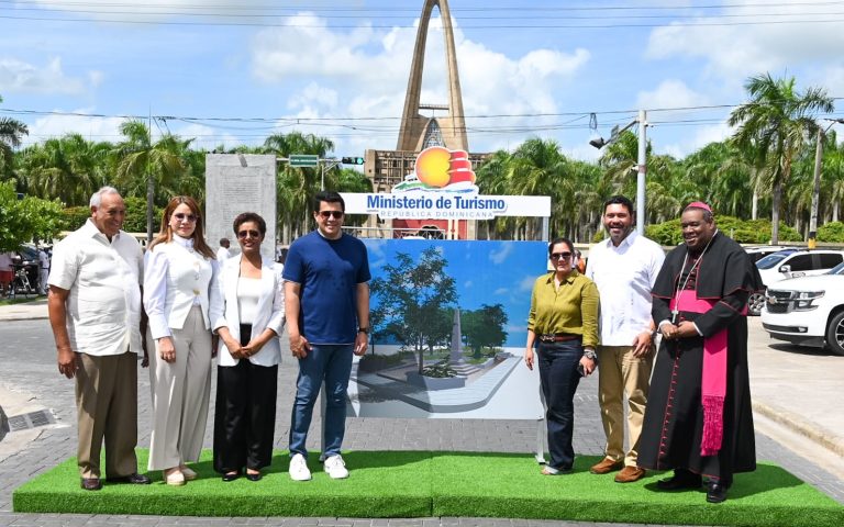 Collado apuesta al embellecimiento de Higüey con millonarias obras turísticas