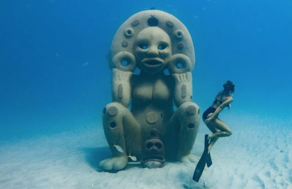 Controversia en Sosúa por estatua submarina de Atabey